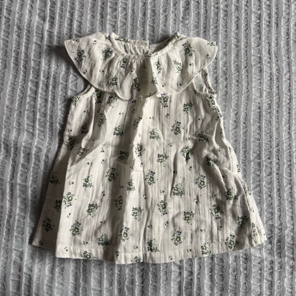 NWT Petit Bateau White Floral Sleeveless Ruffle Neck Dress
